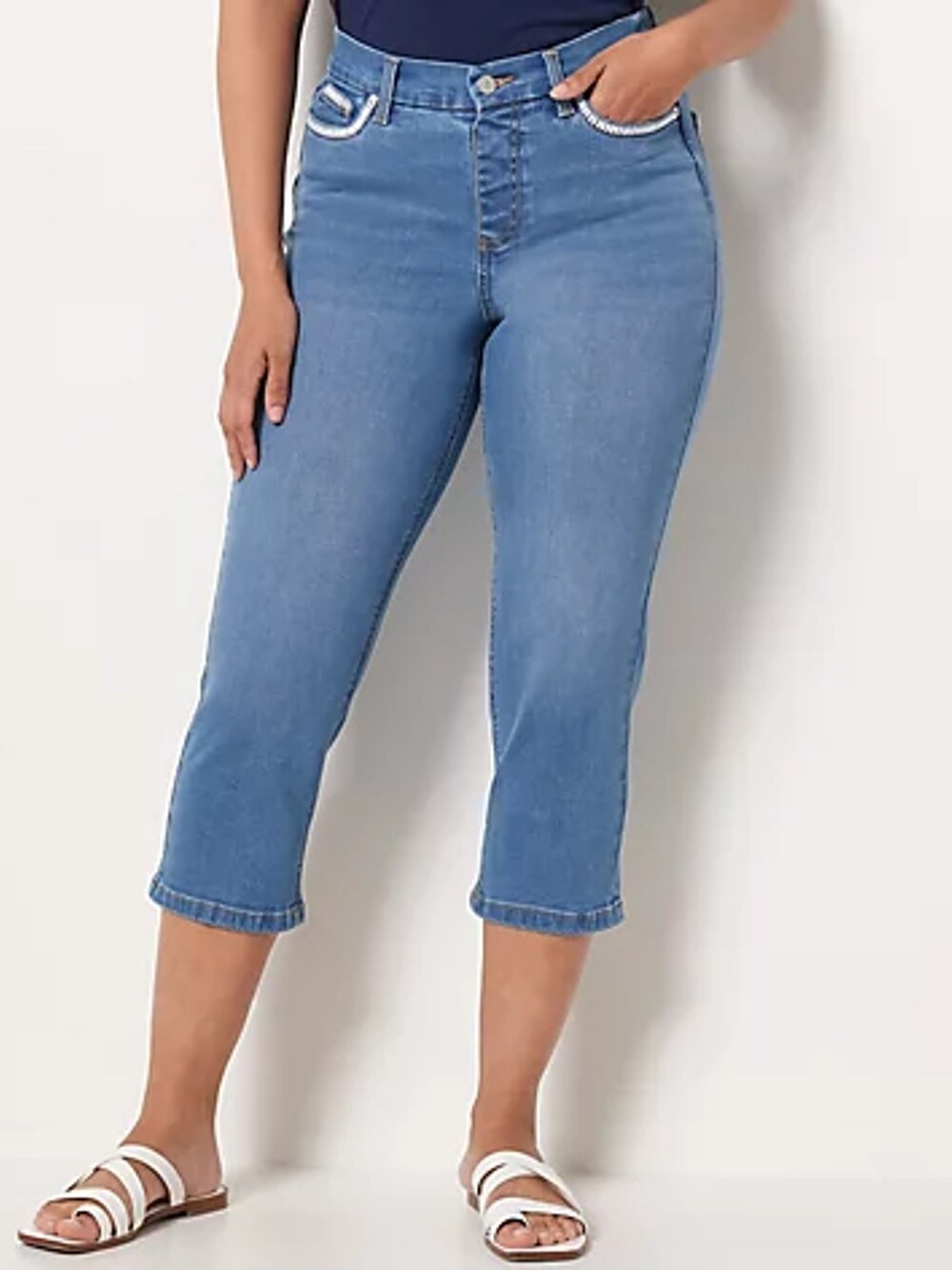 Denim & Co. Easy Stretch Denim Cropped Slim Straight Jeans Light Wash Women's 8